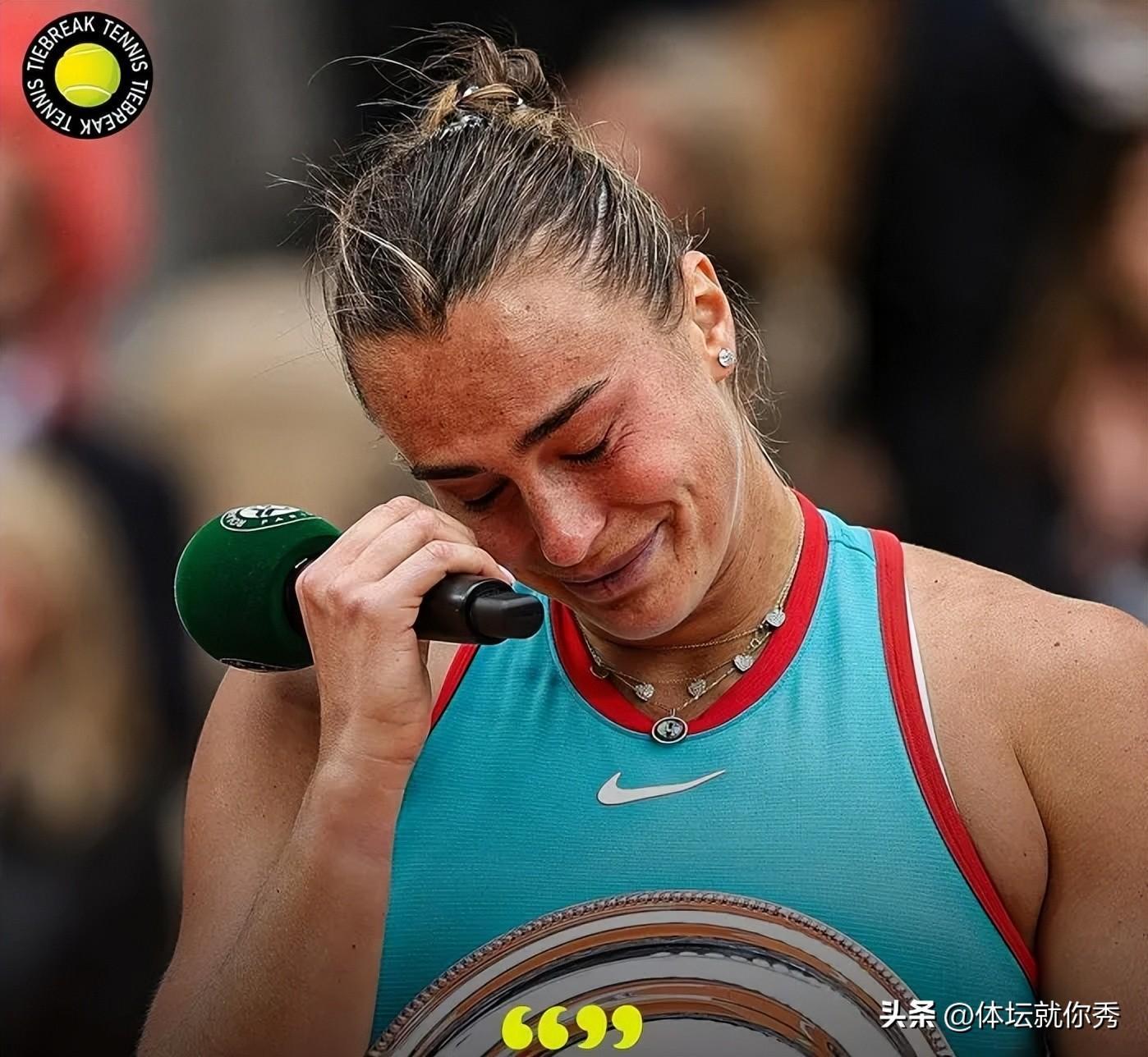 星空体育app官方网站-赛地聚焦:荷甲今夜热度飙升,门兴格拉德巴赫篮板制胜,悬念犹存,临场指挥获称赞(门兴格拉德巴赫VS多特蒙德)